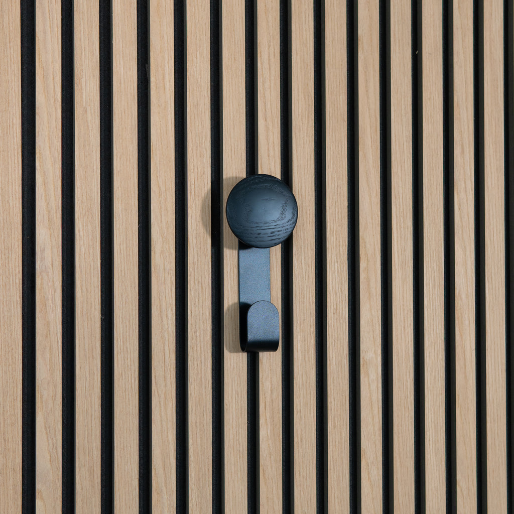 Colgador de Pared Corto Negro
